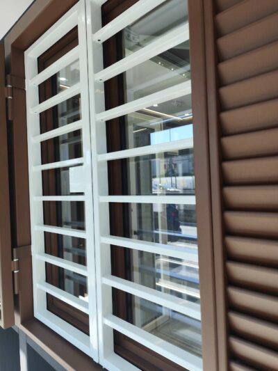 Grata artigianale blindata con persiana